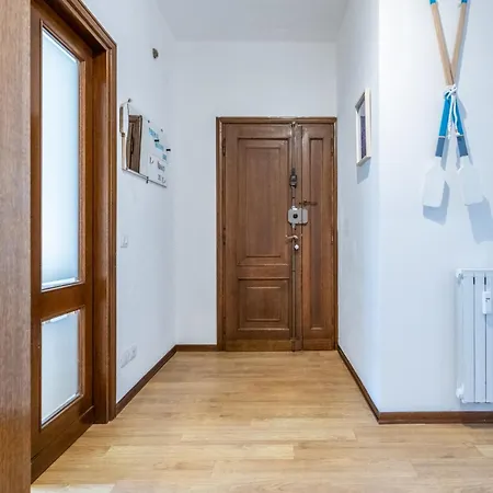 Apartment Primaverammare By Pleiades Livorno